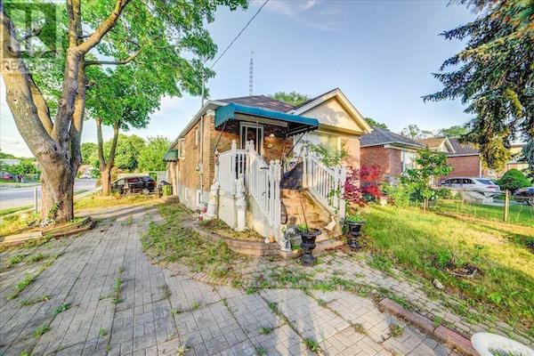41 Balaclava Dr - 02