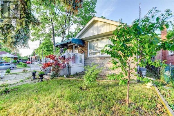 41 Balaclava Dr - 04