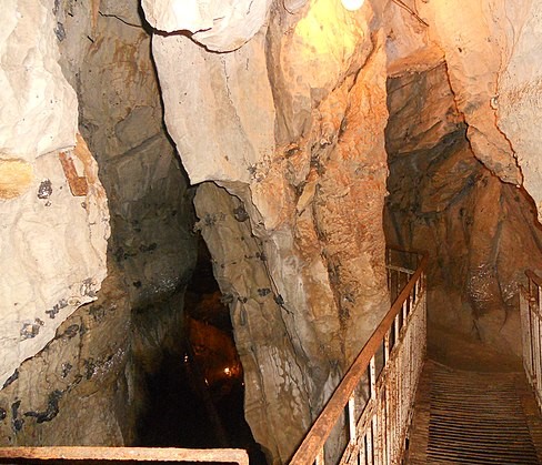 Navenakhevi Cave Natural Monument